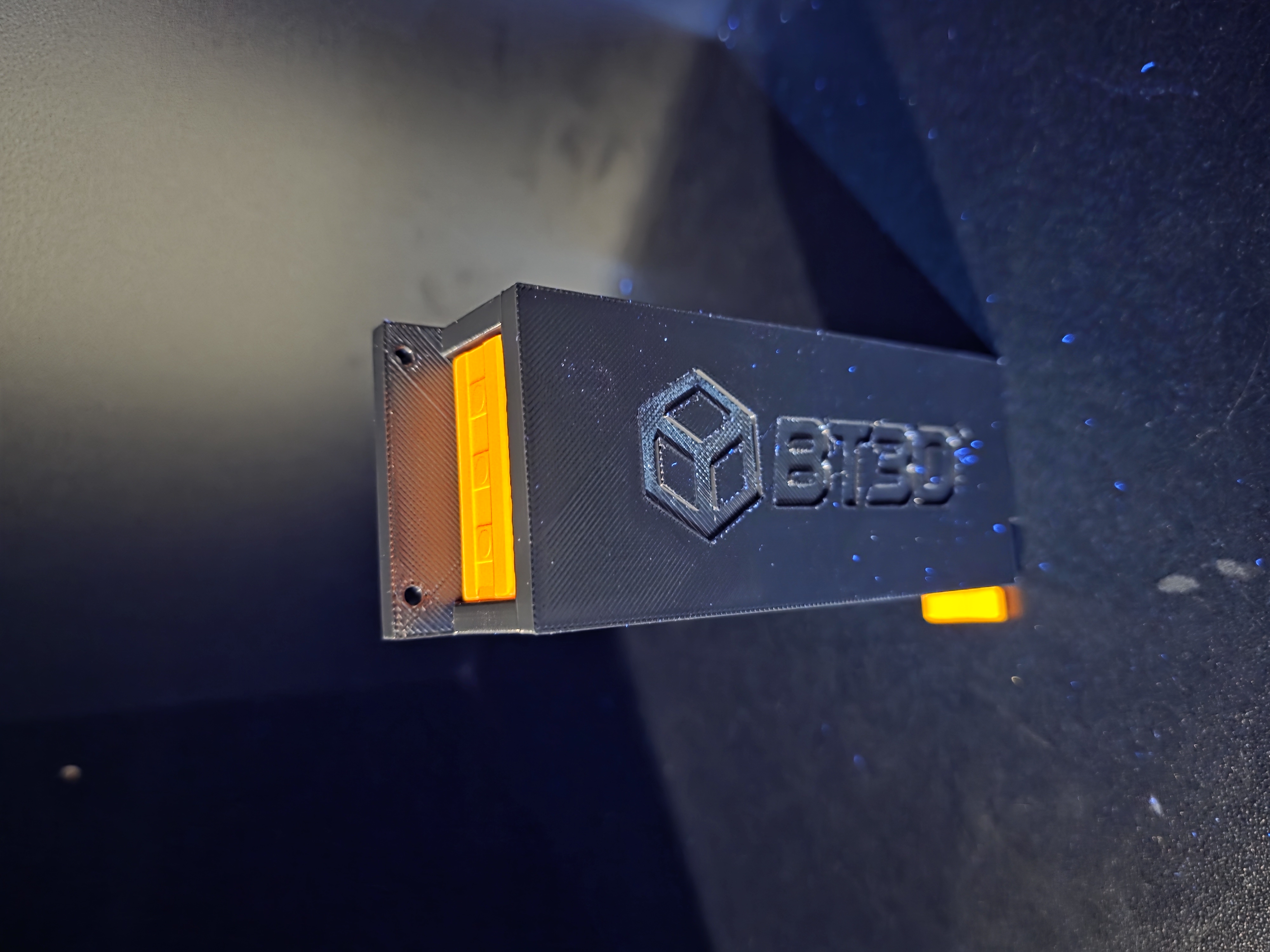 Blade Holder